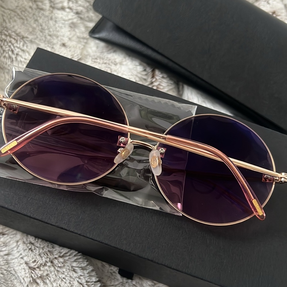 Wildfox Starlight Sunglasses in rose gold NIB - Picture 4 of 5